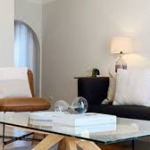 BUYER'S GUIDE TO CHOOSE PERFECT TABLE