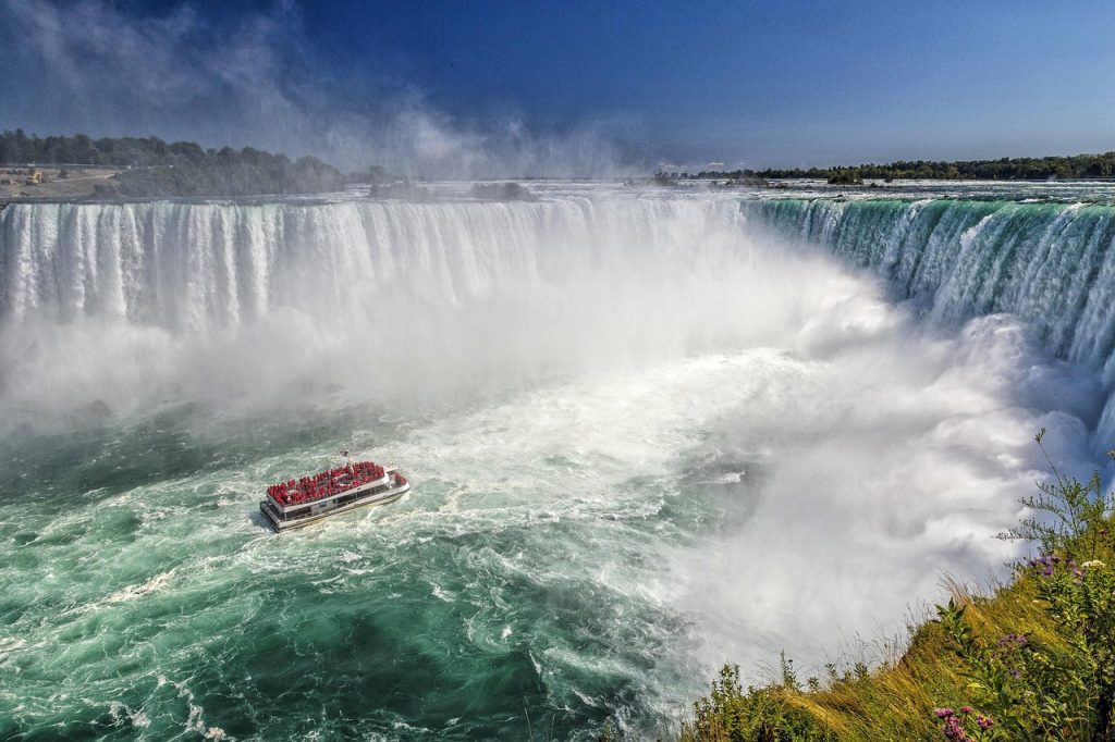 Selling a House As-Is in Niagara Falls, Ontario: A Guide to Repairs, Timing, and Buyer Decisions