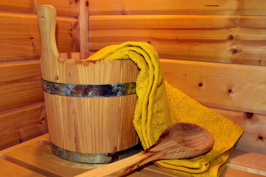 The Benefits of Sauna Use and How to Choose the Right Sauna for Your Space
